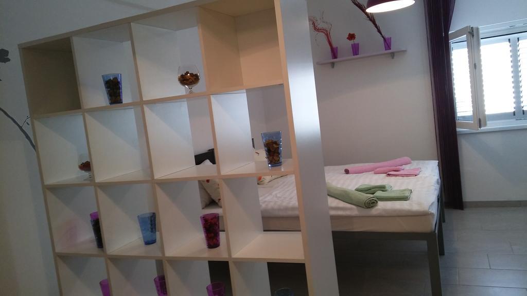 Apartments A-Mol ザダル エクステリア 写真